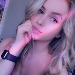 Meet your Posher, Julia